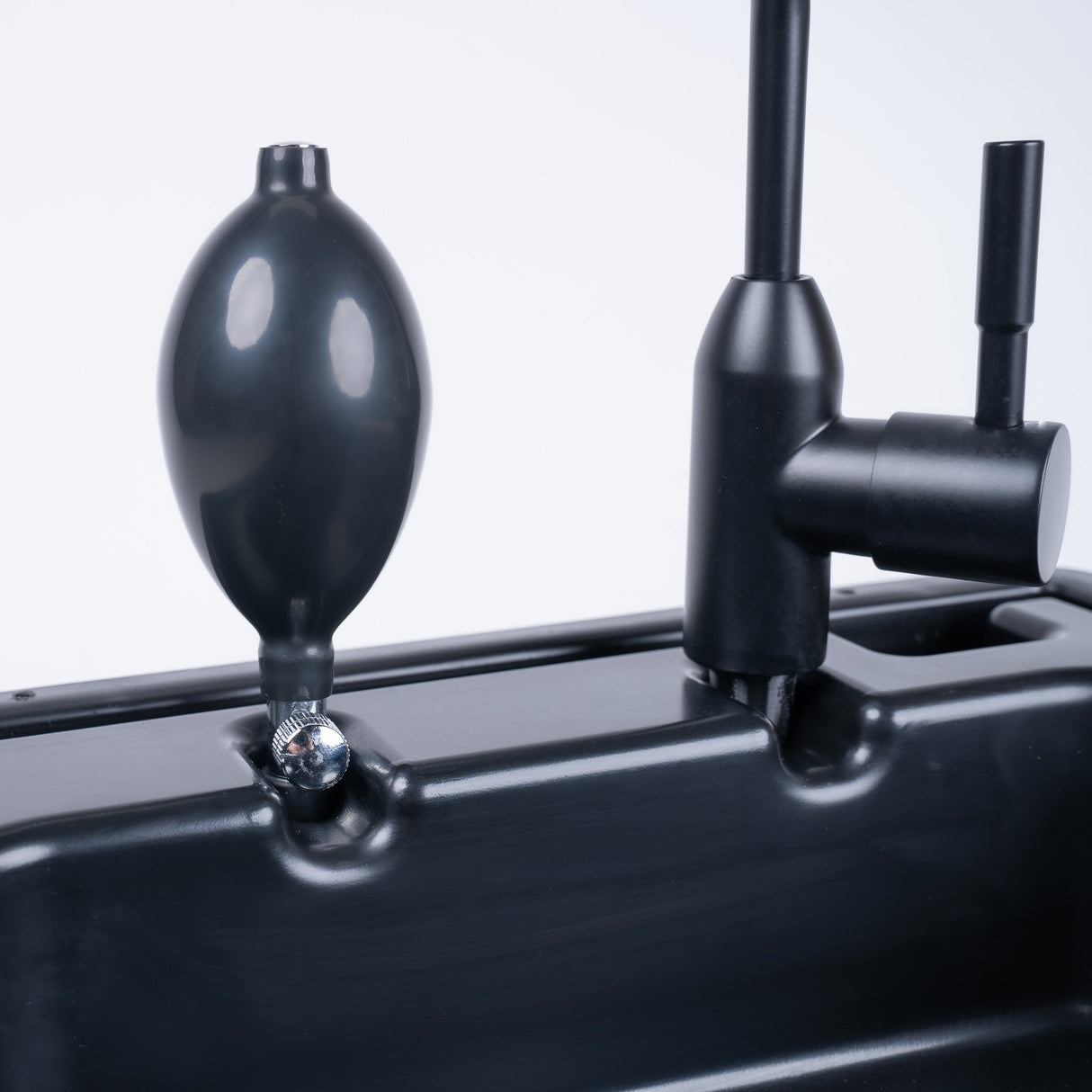 BOXIO - WASH | Portable sink - Magnadyne