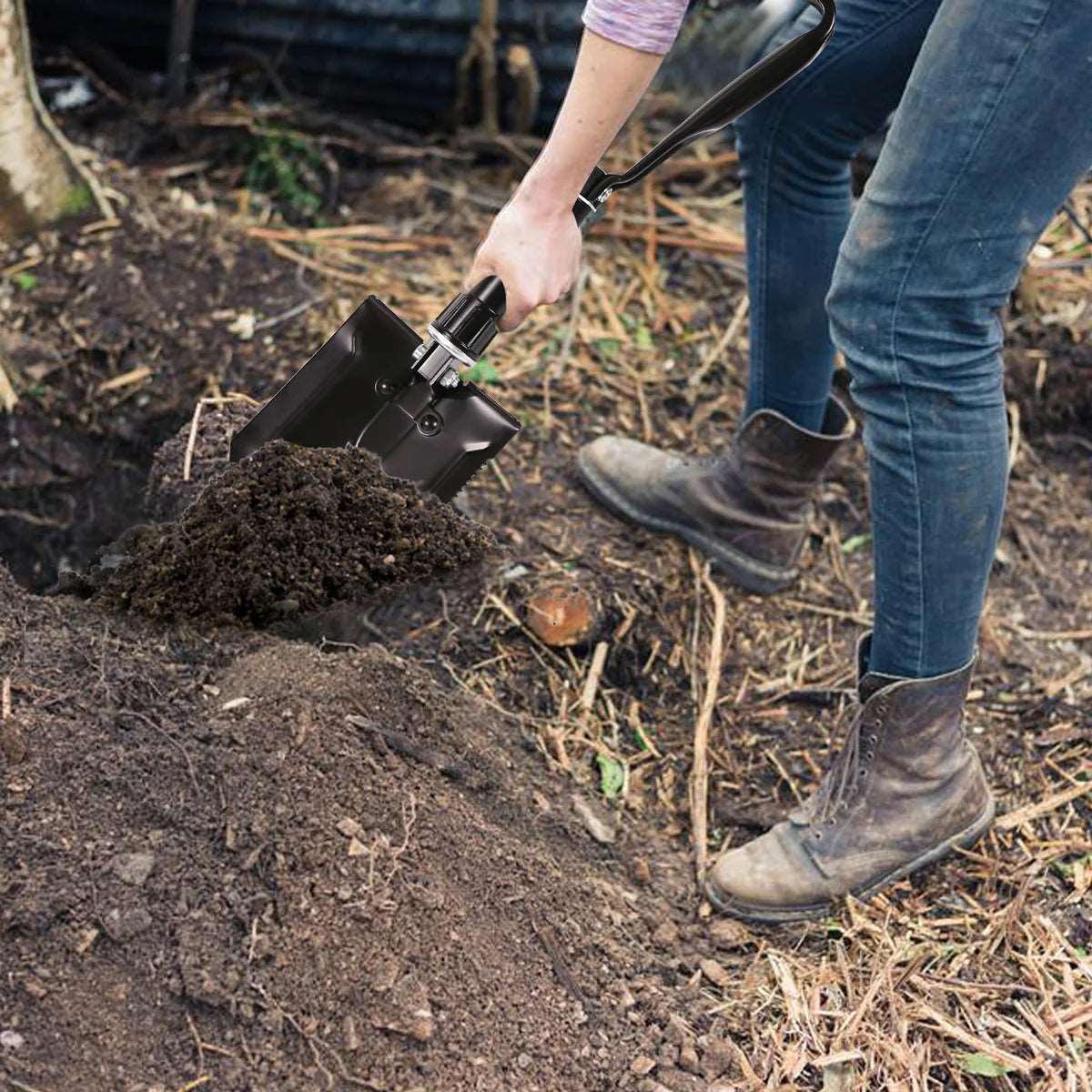 Military Folding Camping Shovel - Magnadyne