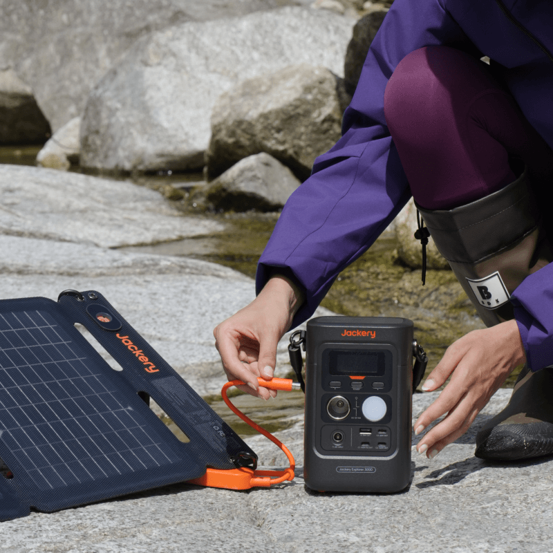 Jackery Explorer 300D Portable Power Station - Magnadyne