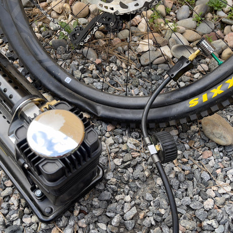 Lightning™ XP Locking Presta Air Chuck for Bike Tires - 1/4" F-NPT (Presta Valves) - Magnadyne