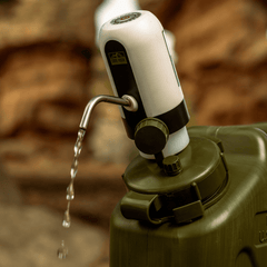 M.C. Adapter Kit & Overland Water Pump - Magnadyne