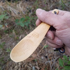 Spónn Carved Nordic Spoon - Solid Wood Camp Spoon - Magnadyne